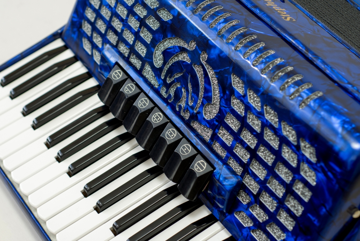 Stephanelli Accordions by Suzuki
